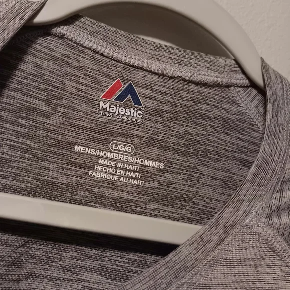 Majestic Men's Heather Gray Seattle Mariners Short-Sleeve Logo Tee - Picture 5 of 11